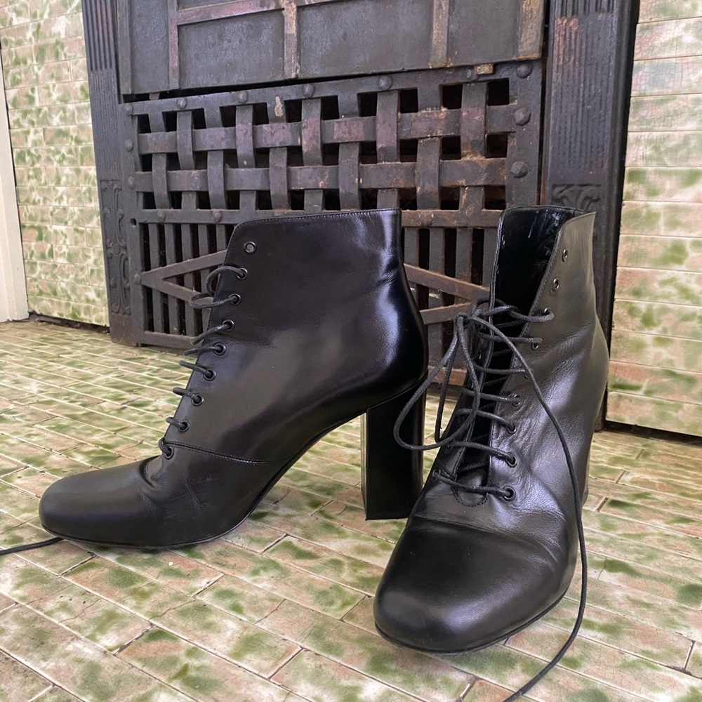 Yves Saint Laurent Black Heeled Boots with Lace-Up Design